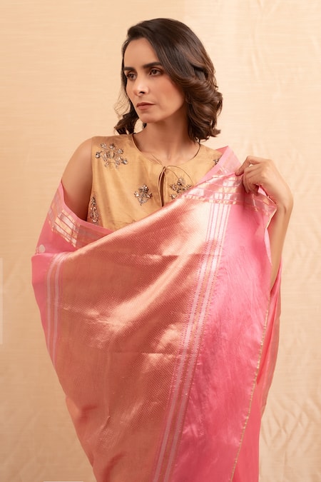 Buy Priyanka Raajiv Pink Silk Embroidery Floral Butta Banarasi Saree Buy_Priyanka Raajiv_Pink Silk Embroidery Floral Butta Banarasi Saree
