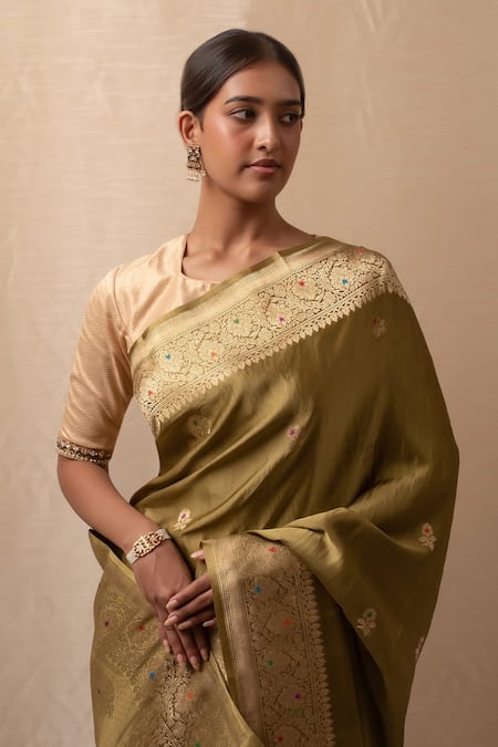 Shop Priyanka Raajiv Green Silk Embroidery Heera Floral Meenakari Butti Saree Shop_Priyanka Raajiv_Green Silk Embroidery Heera Floral Meenakari Butti Saree