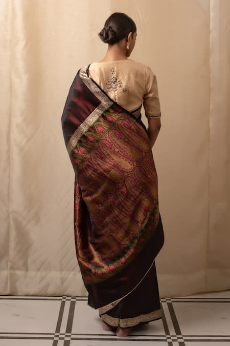 Shop Priyanka Raajiv Wine Silk, Brocade Embroidery Round Neck Paisley Tanchoi Banarasi Saree at Aza Fashions Shop_Priyanka Raajiv_Wine Silk, Brocade Embroidery Round Neck Paisley Tanchoi Banarasi Saree _at_Aza_Fashions