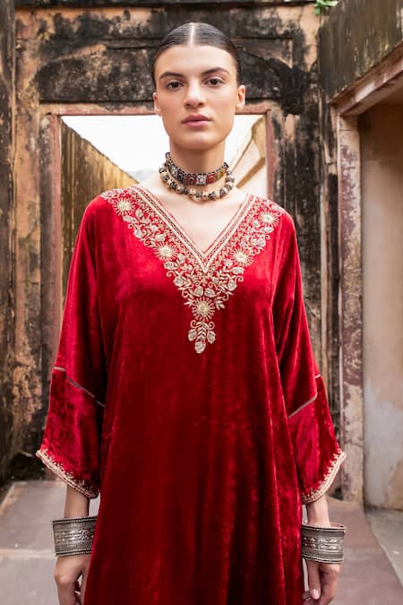 Shop Karaj Jaipur Red Velvet Embroidery V-neck Sequin Kaftan And Pant Online at Aza Fashions Shop_Karaj Jaipur_Red Velvet Embroidery V-neck Sequin Kaftan And Pant _Online_at_Aza_Fashions