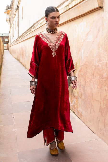 Buy Karaj Jaipur Red Velvet Embroidery V-neck Sequin Kaftan And Pant Buy_Karaj Jaipur_Red Velvet Embroidery V-neck Sequin Kaftan And Pant