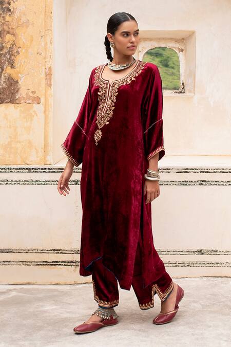 Karaj Jaipur_Maroon Velvet Sequins, Embroidery, Zari Round Neck Dabka Kaftan And Pant _Online_at_Aza_Fashions