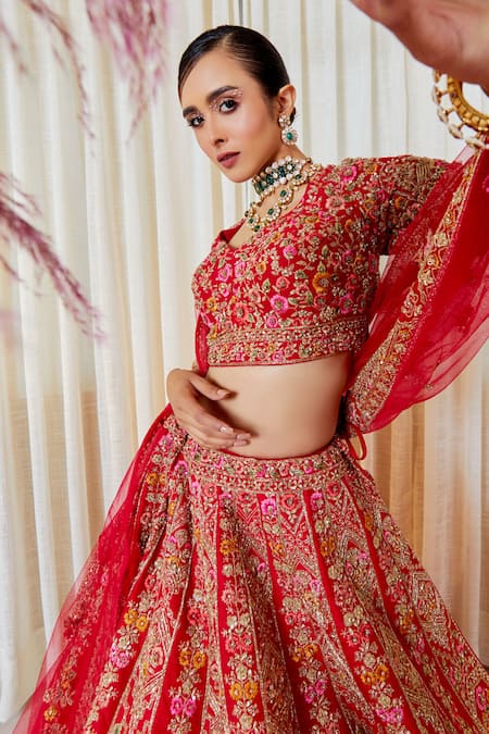 Pallavi Poddar Red Silk Sequins, Beads, Embroidery Sweetheart Scarlet Zardozi Lehenga Set Online at Aza Fashions Pallavi Poddar_Red Silk Sequins, Beads, Embroidery Sweetheart Scarlet Zardozi Lehenga Set _Online_at_Aza_Fashions