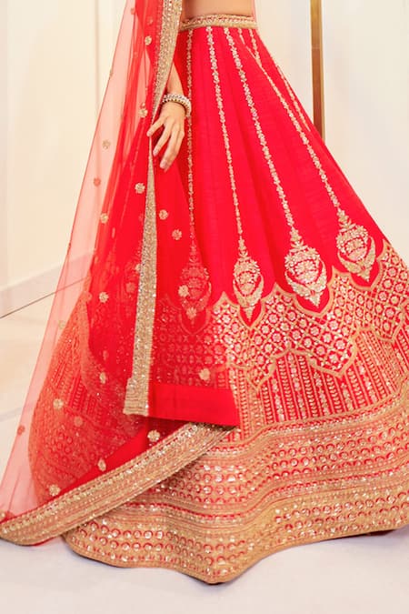 Buy Pallavi Poddar Red Silk Embroidery, Sequins, Zari Plunge Neck Carmine Zardozi Lehenga Set Online at Aza Fashions Buy_Pallavi Poddar_Red Silk Embroidery, Sequins, Zari Plunge Neck Carmine Zardozi Lehenga Set _Online_at_Aza_Fashions