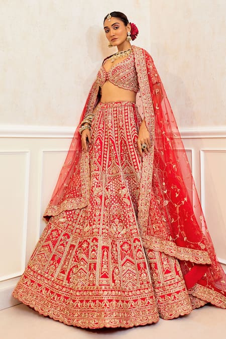 Shop Pallavi Poddar Red Silk Embroidery, Sequins Sweetheart Neck Resham Zardozi Bridal Lehenga at Aza Fashions Shop_Pallavi Poddar_Red Silk Embroidery, Sequins Sweetheart Neck Resham Zardozi Bridal Lehenga _at_Aza_Fashions