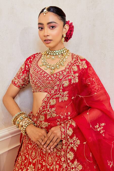 Buy Pallavi Poddar Red Silk Embroidery, Sequins, Beads Sweetheart Neck Dori Zardozi Bridal Lehenga Online at Aza Fashions Buy_Pallavi Poddar_Red Silk Embroidery, Sequins, Beads Sweetheart Neck Dori Zardozi Bridal Lehenga _Online_at_Aza_Fashions