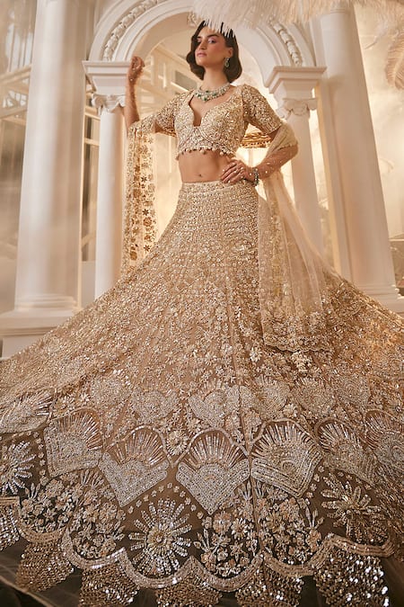 Swish By Dolcy And Simran_Pink Net Pearls, Sequins Sweetheart Neck Floral Embroidered Bridal Lehenga Set _at_Aza_Fashions
