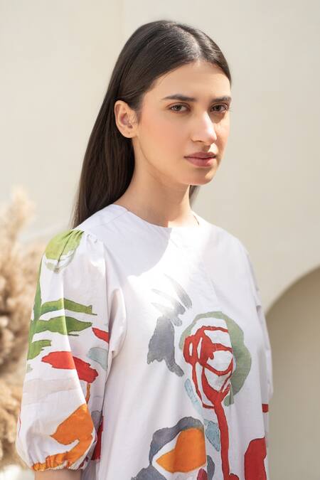 Merakus_Multi Color Cotton Round Neck Floral Print Puffed Sleeves Midi Dress _at_Aza_Fashions