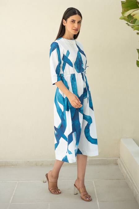 Buy_Merakus_Blue Cotton Round Neck Stroke Wave Print Midi Dress _Online_at_Aza_Fashions