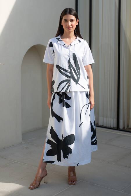 Merakus_Black , Satin Collared Fern Print Shirt And Skirt Set _Online_at_Aza_Fashions