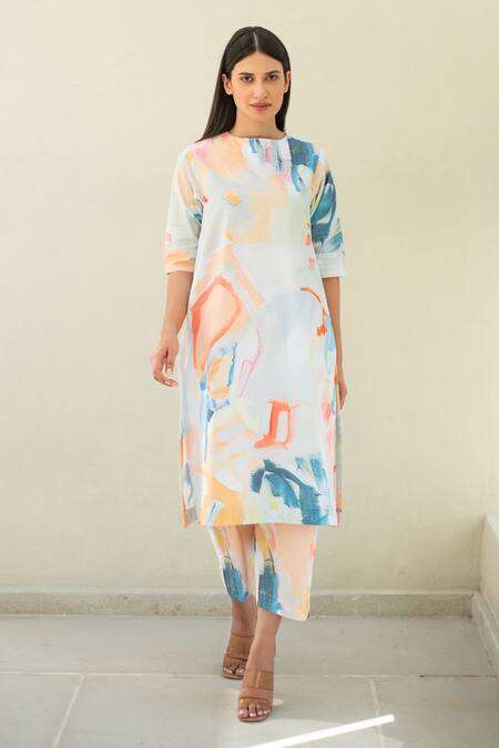 Merakus_Multi Color Cotton Round Neck Abstract Print Kurta And Pant Set _Online_at_Aza_Fashions