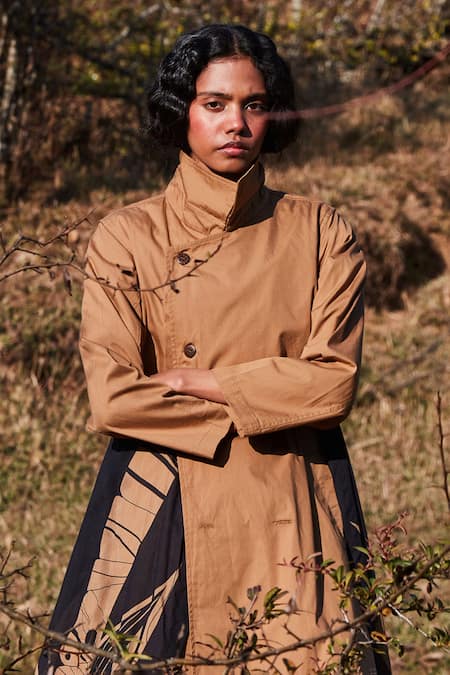 Buy_Kharakapas_Beige Cotton Solid Trench Coat _Online_at_Aza_Fashions