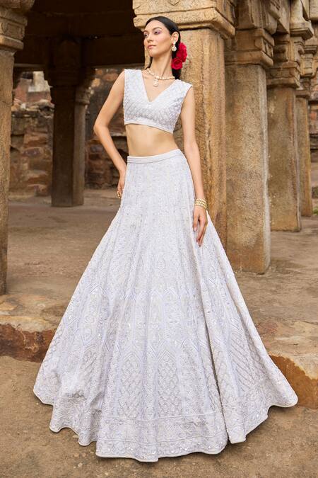 Buy Ronak And Shruti Ivory Linen, Satin, Organza Embroidery V-neck Kashmiri Lehenga Set Online at Aza Fashions Buy_Ronak And Shruti_Ivory Linen, Satin, Organza Embroidery V-neck Kashmiri Lehenga Set _Online_at_Aza_Fashions