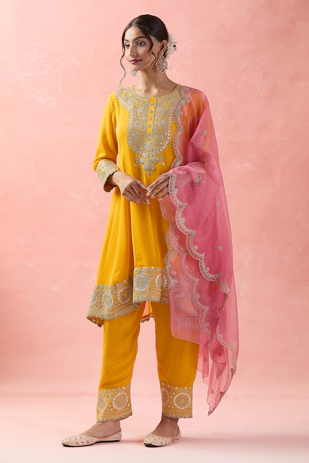 Samyukta Singhania Yellow Georgette, Organza Sequins, Embroidery Round Neck Floral Anarkali Set at Aza Fashions Samyukta Singhania_Yellow Georgette, Organza Sequins, Embroidery Round Neck Floral Anarkali Set _at_Aza_Fashions
