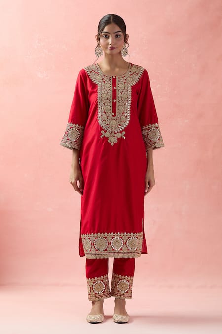 Samyukta Singhania Red Chanderi Silk, Silk, Organza Embroidery Round Dori Floral Veli Kurta Set Online at Aza Fashions Samyukta Singhania_Red Chanderi Silk, Silk, Organza Embroidery Round Dori Floral Veli Kurta Set _Online_at_Aza_Fashions