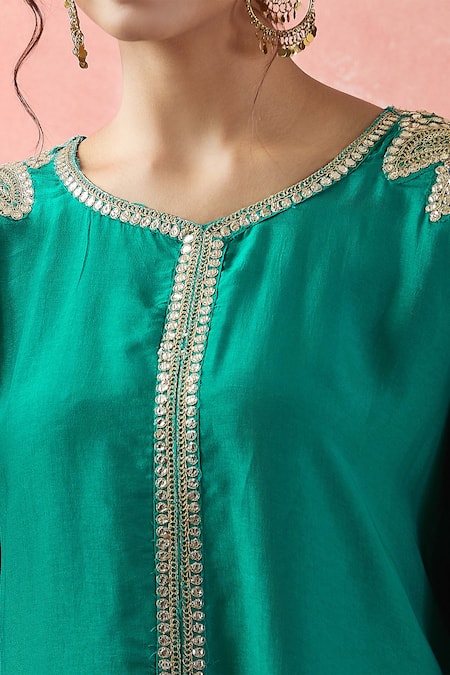 Buy_Samyukta Singhania_Blue Kota Doria, Silk Embroidery Round Neck Kaftan And Tye-dye Palazzo _Online_at_Aza_Fashions