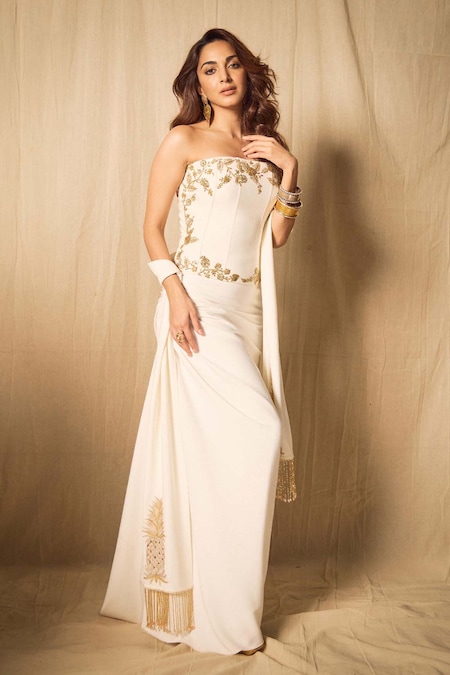 Masaba Ivory Crepe Cut Work, Sequins, Metallic Thread, The Thandai Corset And Skirt Set 