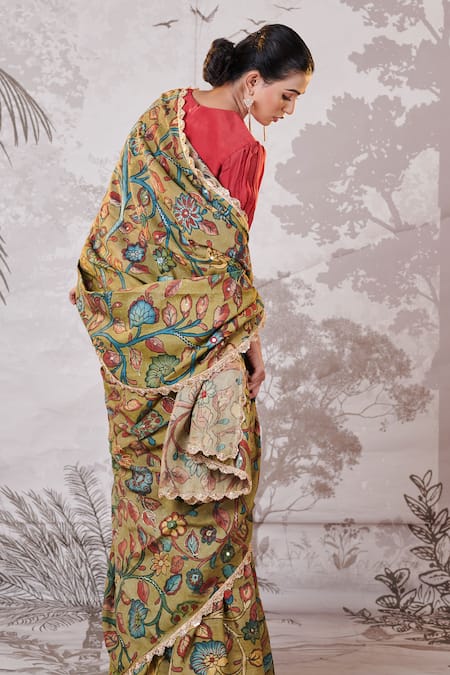 Aamra By Lavanya Kalamkari Scallop Hem Saree Set 