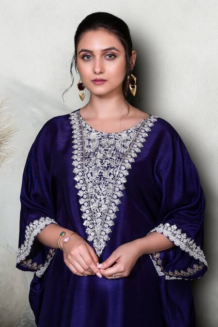 Namrataa Nopany_Purple Silk Embroidery Round Neck Dori Bloom Kaftan With Pant _at_Aza_Fashions