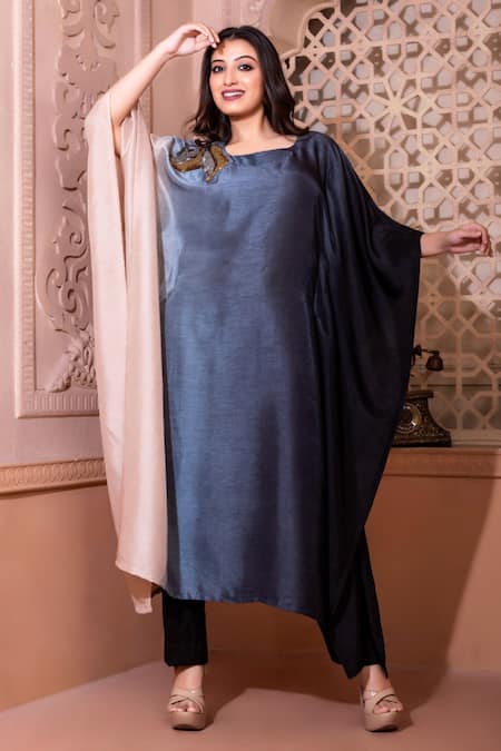 Namrataa Nopany Cutdana Ombre Kaftan Set With Pant 