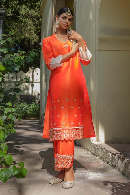 Tamaraa By Tahani Hand Embroidered Orange Kurta Set 