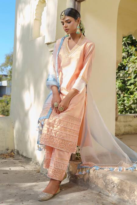 Buy_Tamaraa By Tahani_Peach Taffeta Sequins, Pearls, Beads Hand Embroidered Kurta Set _Online_at_Aza_Fashions