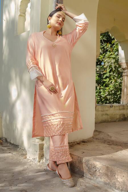 Shop Tamaraa By Tahani Peach Taffeta Pearls, Sequins, Glitter, Beads, Embroidery Hand Kurta Set Online at Aza Fashions Shop_Tamaraa By Tahani_Peach Taffeta Pearls, Sequins, Glitter, Beads, Embroidery Hand Kurta Set _Online_at_Aza_Fashions