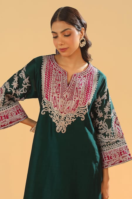 Buy_Sheetal Batra_Black Bamboo, Silk, Chanderi Embroidery, Gota Patti Kashmiri Choga Kurta Set _Online_at_Aza_Fashions