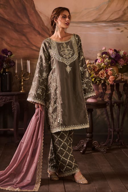 Lashkaraa Gray Velvet, Net Sequins, Zari, Embroidery Round Neck Persian Bloom Set Online at Aza Fashions Lashkaraa_Gray Velvet, Net Sequins, Zari, Embroidery Round Neck Persian Bloom Set_Online_at_Aza_Fashions