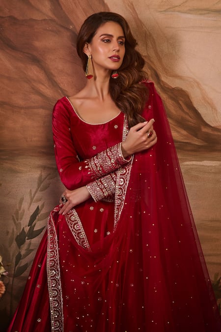 Buy_Lashkaraa_Pink Net, Velvet Sequins, Zari, Embroidery Round Neck Bridal Lehenga Set_Online_at_Aza_Fashions