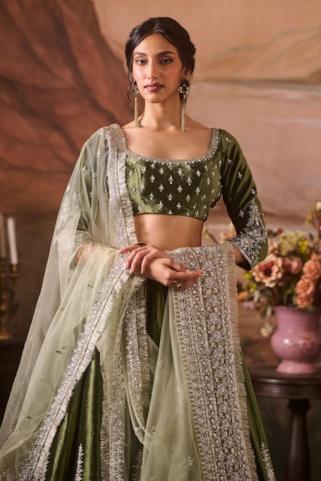 Buy Lashkaraa Green Net, Velvet Sequins, Zari, Embroidery Round Neck Ornate Bloom Lehenga Set Online at Aza Fashions Buy_Lashkaraa_Green Net, Velvet Sequins, Zari, Embroidery Round Neck Ornate Bloom Lehenga Set_Online_at_Aza_Fashions