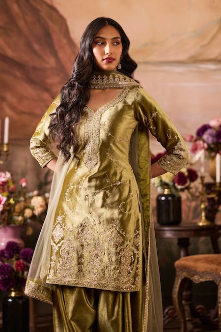 Shop Lashkaraa Green Net, Velvet Sequins, Zari Collared Mehendi Embroidered Kurta Set Online at Aza Fashions Shop_Lashkaraa_Green Net, Velvet Sequins, Zari Collared Mehendi Embroidered Kurta Set _Online_at_Aza_Fashions