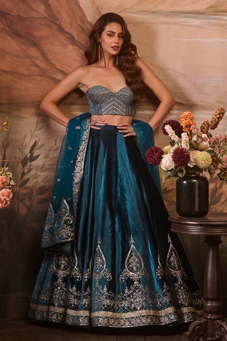 Shop_Lashkaraa_Blue Net, Velvet Sequins, Zari Sweetheart Spade Bloom Embroidered Lehenga Set _Online_at_Aza_Fashions