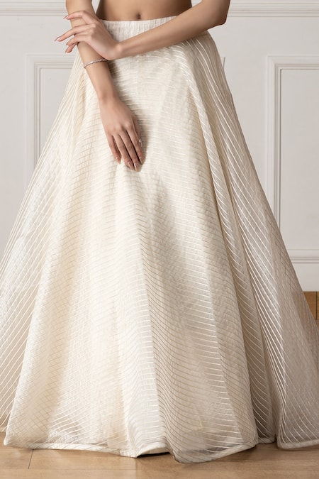 Neelu And Manvi White Silk, Organza Embroidery V-neck Floral Lehenga Set Online at Aza Fashions Neelu And Manvi_White Silk, Organza Embroidery V-neck Floral Lehenga Set _Online_at_Aza_Fashions