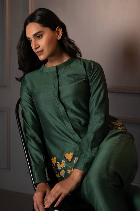 Shop Neelu And Manvi Green Cotton, Silk Applique Bandeau Neck Embroidered Shirt And Pant Set Online at Aza Fashions Shop_Neelu And Manvi_Green Cotton, Silk Applique Bandeau Neck Embroidered Shirt And Pant Set _Online_at_Aza_Fashions