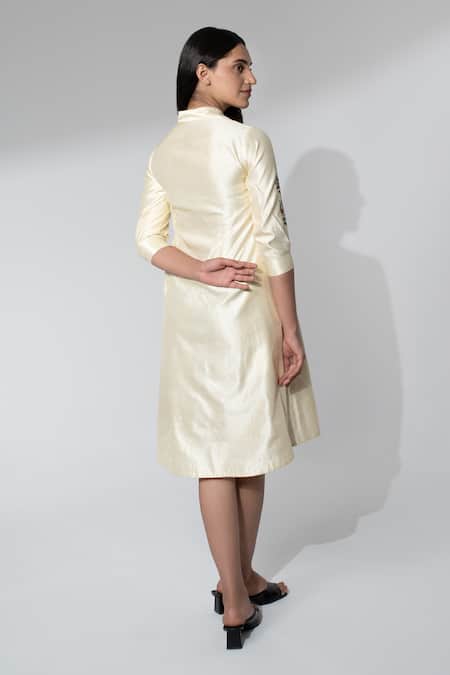 Neelu And Manvi Floral Applique Off White Midi Shirt Dress 