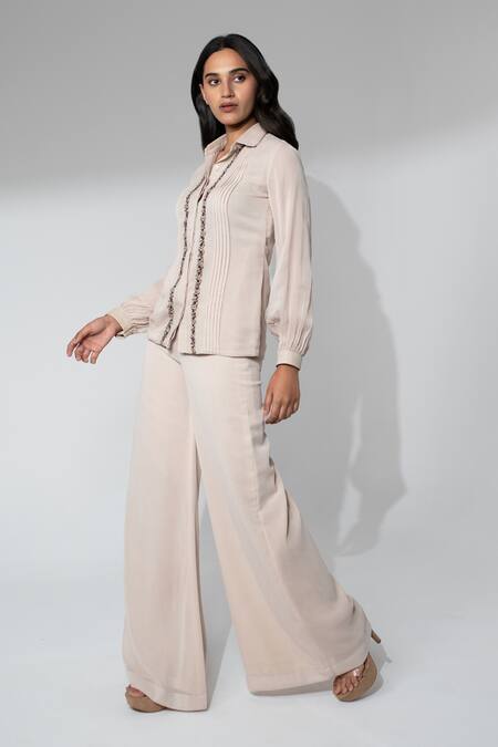 Buy_Neelu And Manvi_Cream Georgette Embroidery Collared Shirt And Pant Set _Online_at_Aza_Fashions