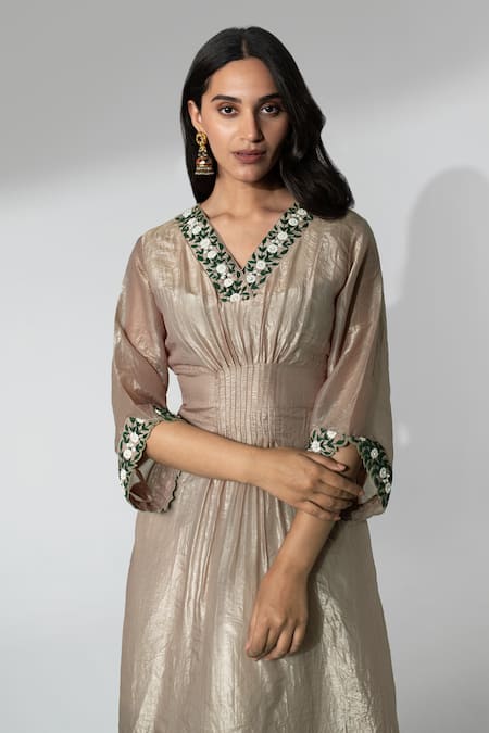 Buy_Neelu And Manvi_Gold Tissue Diamonds V-neck Dori Embroidered Kaftan _Online_at_Aza_Fashions