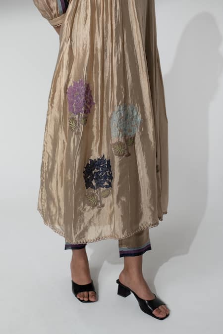 Buy Neelu And Manvi Gold Silk, Organza Embroidery, Applique Round Neck Floral Kurta Pant Set Online at Aza Fashions Buy_Neelu And Manvi_Gold Silk, Organza Embroidery, Applique Round Neck Floral Kurta Pant Set _Online_at_Aza_Fashions