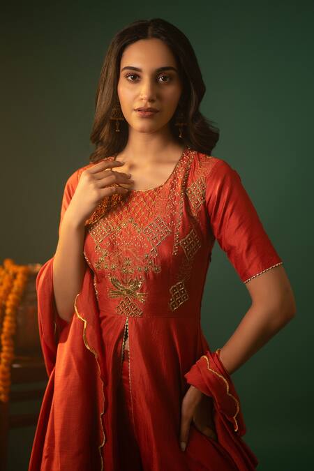 Buy Neelu And Manvi Red Cotton, Silk Embroidery, Sequins Round Floral Hand Anarkali Sharara Set Online at Aza Fashions Buy_Neelu And Manvi_Red Cotton, Silk Embroidery, Sequins Round Floral Hand Anarkali Sharara Set _Online_at_Aza_Fashions