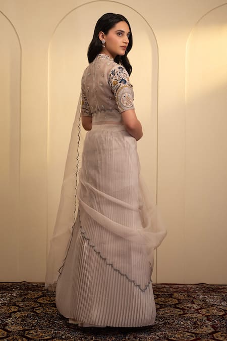 Neelu And Manvi Floral Embroidered Grey Lehenga Set 