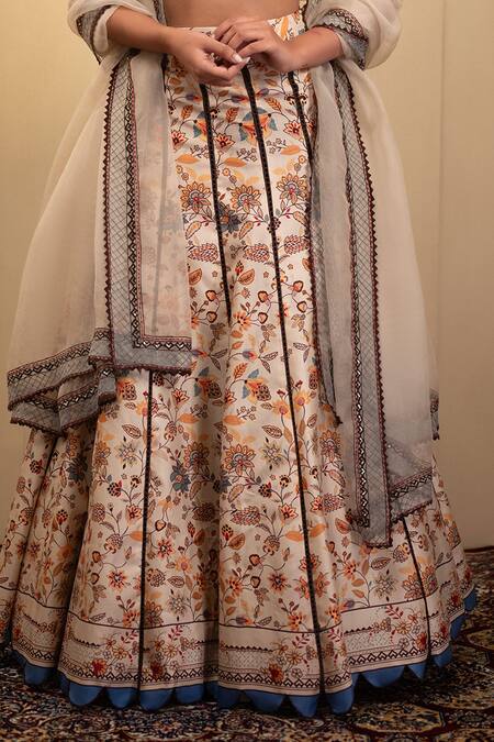 Neelu And Manvi_Brown Silk, Organza Embroidery Square Neck Floral Garden Printed Lehenga Set _Online_at_Aza_Fashions