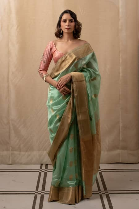 Priyanka Raajiv Deepa Paisley Buti Saree With Running Blouse 