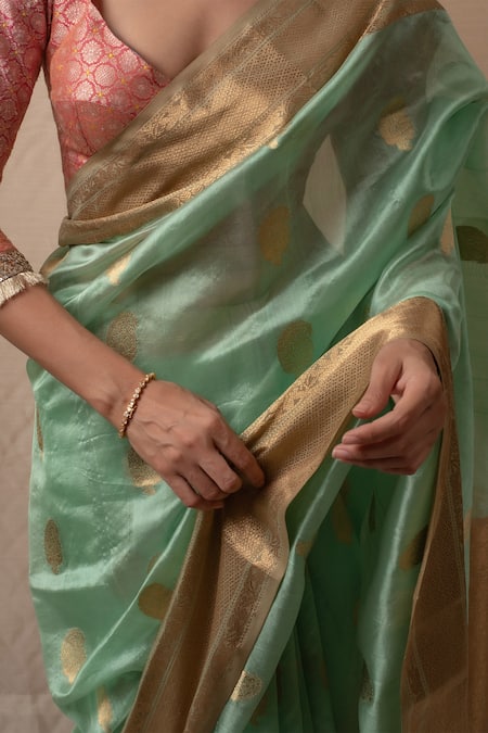 Shop Priyanka Raajiv Green Silk, Chanderi Foil Printing Paisley Buti Saree With Blouse Online at Aza Fashions Shop_Priyanka Raajiv_Green Silk, Chanderi Foil Printing Paisley Buti Saree With Blouse _Online_at_Aza_Fashions