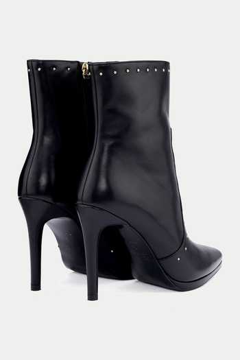 Oroh Black Metallic Thread Stud Embellished Leather Ankle Boots at Aza Fashions Oroh_Black Metallic Thread Stud Embellished Leather Ankle Boots _at_Aza_Fashions
