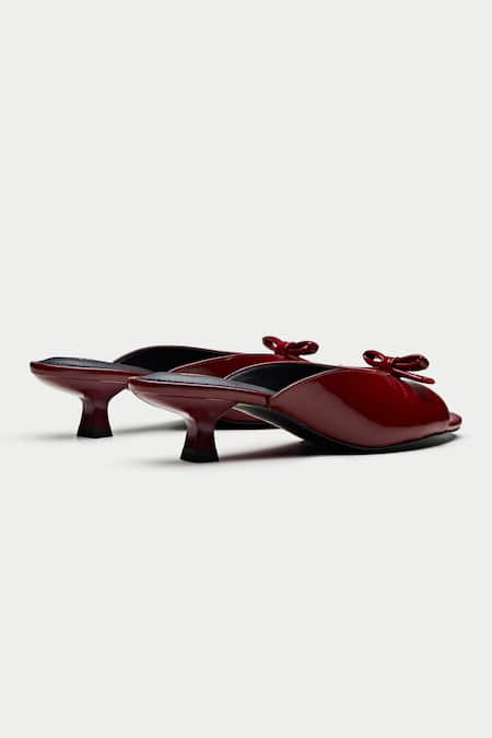 Buy_Oroh_Maroon Bows Embellished Peep-toe Mules _Online_at_Aza_Fashions