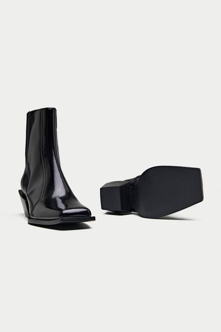 Oroh_Black Pointed Toe Ankle Boots _Online_at_Aza_Fashions