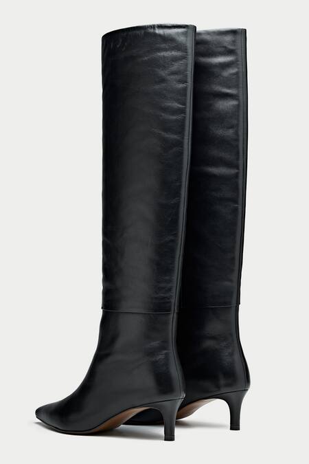 Oroh Black Genuine Leather Pointed Toe Boots Online at Aza Fashions Oroh_Black Genuine Leather Pointed Toe Boots _Online_at_Aza_Fashions
