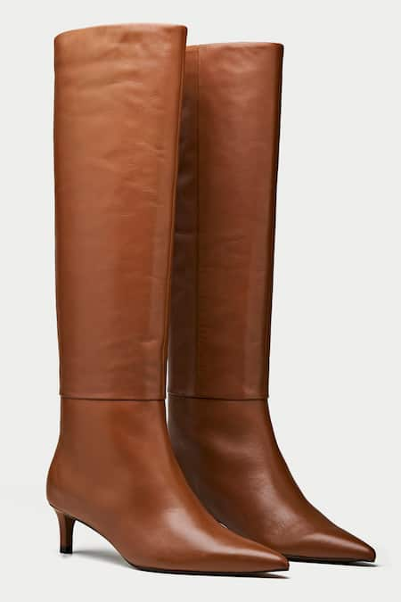 OROH Iglesias Pointed Toe Plain Boots 