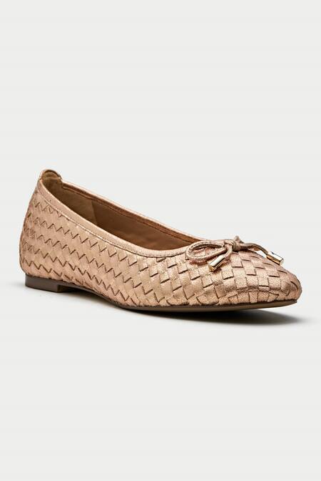 Buy_Oroh_Rose Gold Woven Ballerinas _Online_at_Aza_Fashions